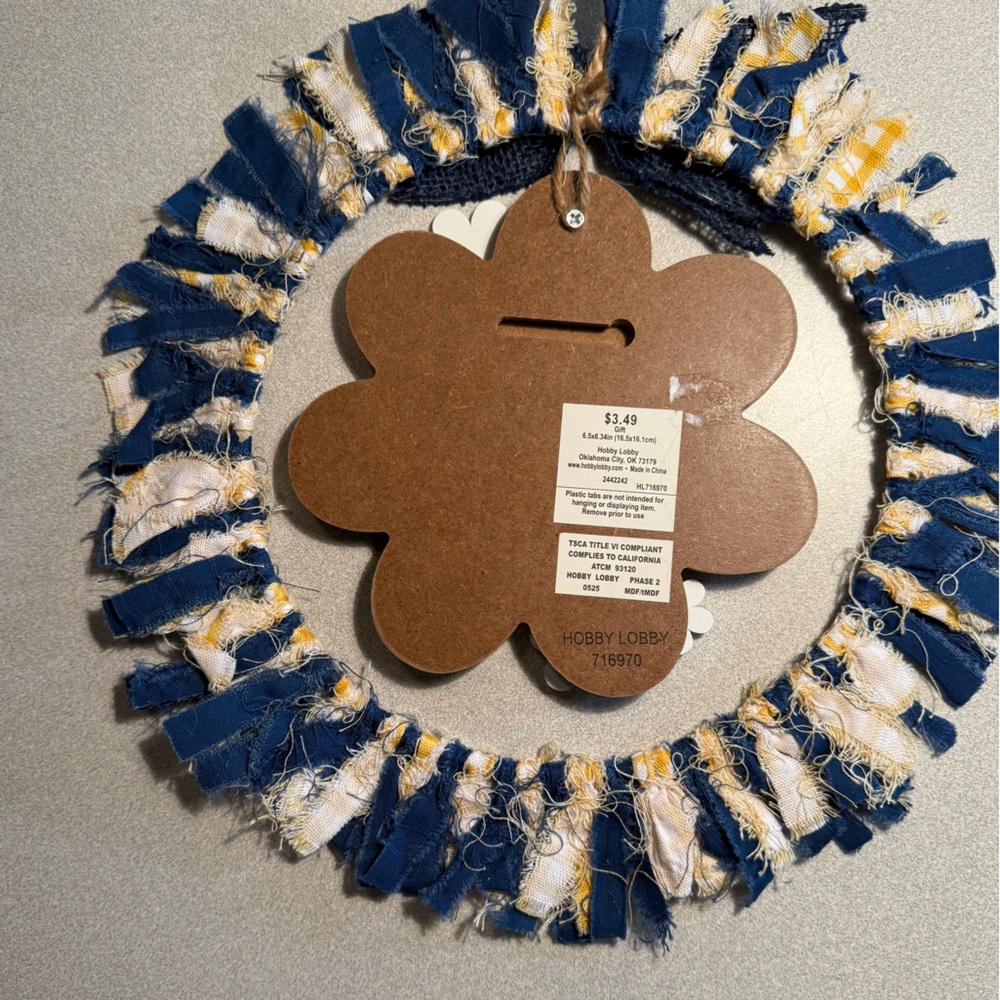 NEW Handmade Baby Canvas Rag Wreath - Picture 3 of 4